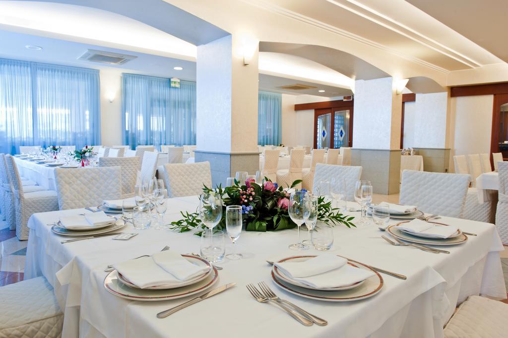 Hotel Europa Купра-Мариттима Экстерьер фото